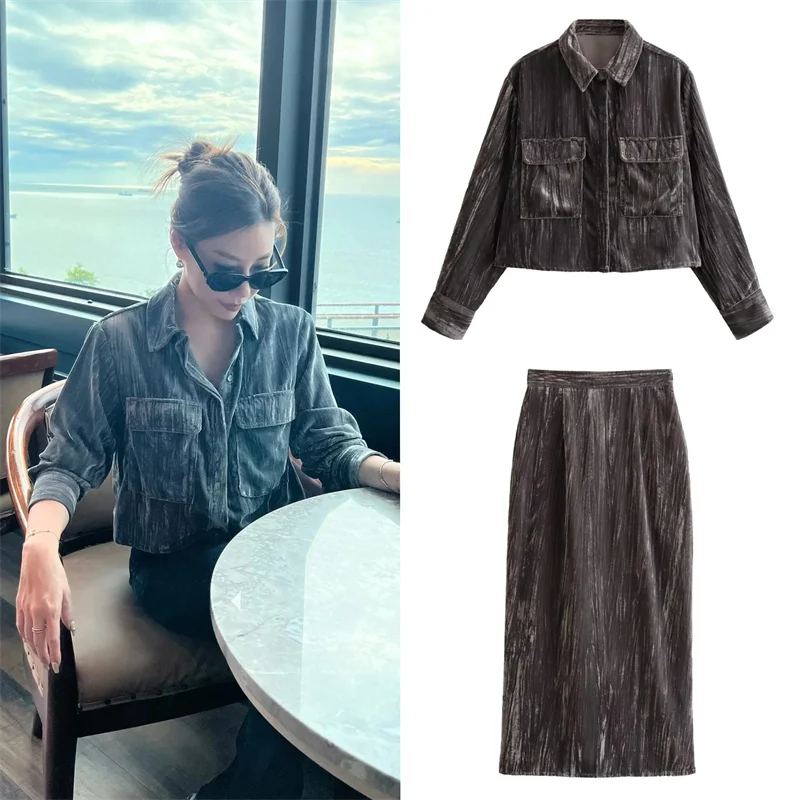 

Women's Set 2025 Autumn New Style Gray Long Sleeve Short Velvet Shirt and Long Skirt Set Elegant and Fashionable