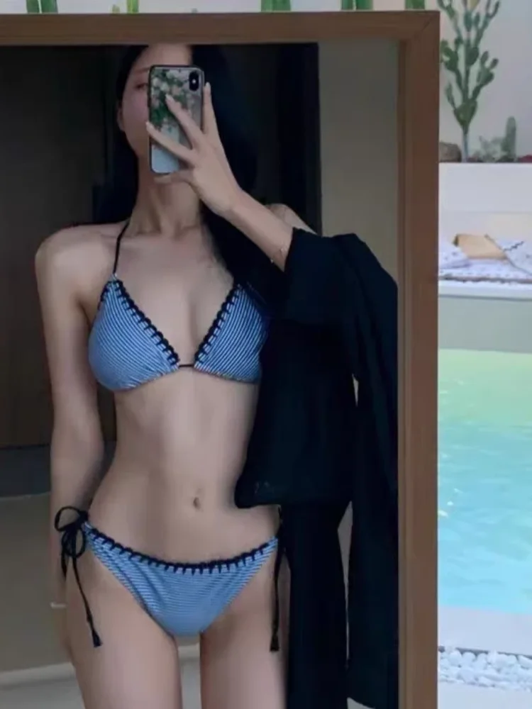 

Синий полосатый купальник-бикини женский, двухсекционный, для термальных источников, ретро-стиль, с чашечками, без косточек