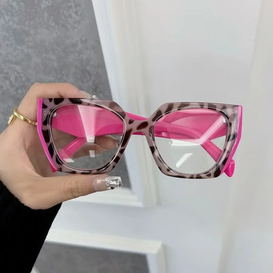 Fashion Stylish Square Eyeglasses Frames Women Men Transparent Clear Brand Designer Optical Cute Frame Oculos