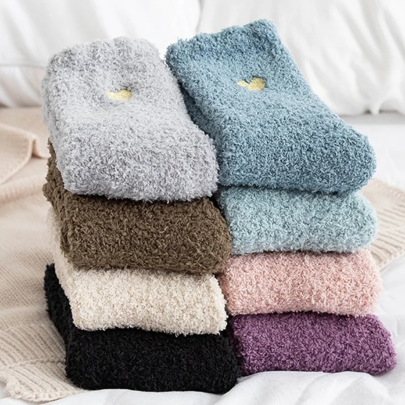 

New Women's Winter Warm Heart Socks Cute Coral Velvet Fluffy Middle Tube Socks Harajuku Casual Solid Color Home Floor Sleep Sock