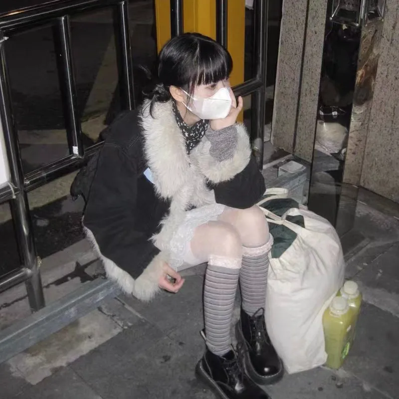 Y2k جماليات معطف الدنيم الأسود الجرونج Fairycore الجينز الفراء سترة 2000s Harajuku معطف الشتاء المرقعة خمر الكورية #4