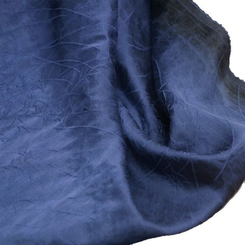 Romance is woven into the skin with satin jacquard fragrant gauze fabric