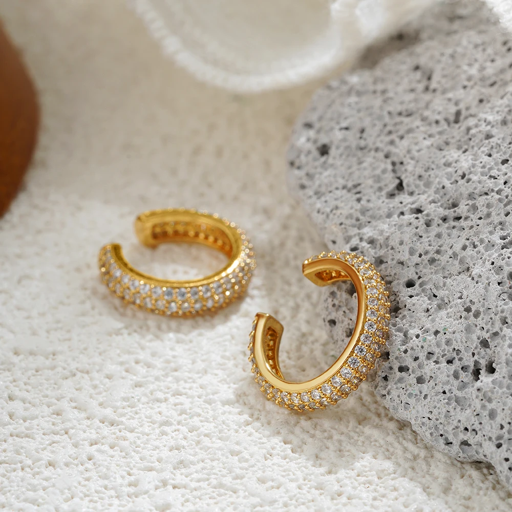 Zirkon-Ohrring-Design für Damen und Mädchen, 18 Karat vergoldet, funkelnde Strass-Ohrmanschette, Ohrclips, zierlicher, nicht durchdringender Schmuck