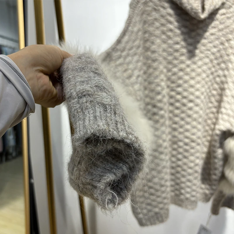 2025年冬 レディース ローズレッド 本物の狐の毛皮 ニットコート 本物の毛皮 秋 ニットジャケット セーター