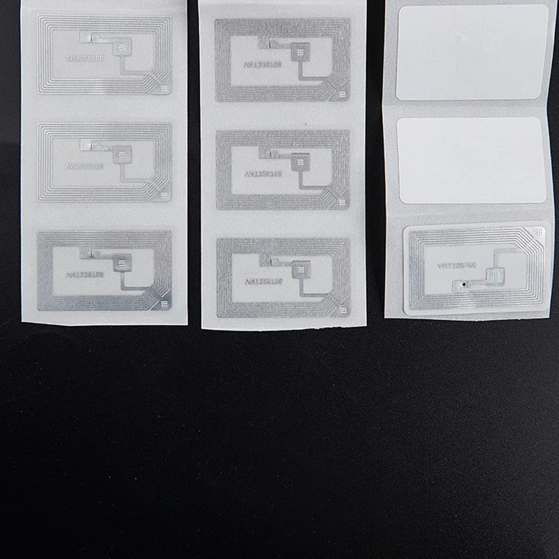10pcs 13.56MHZ NFC Chip Tags RFID Programmer Chip Sticker Wet Inlay Label Universal 25*40mm