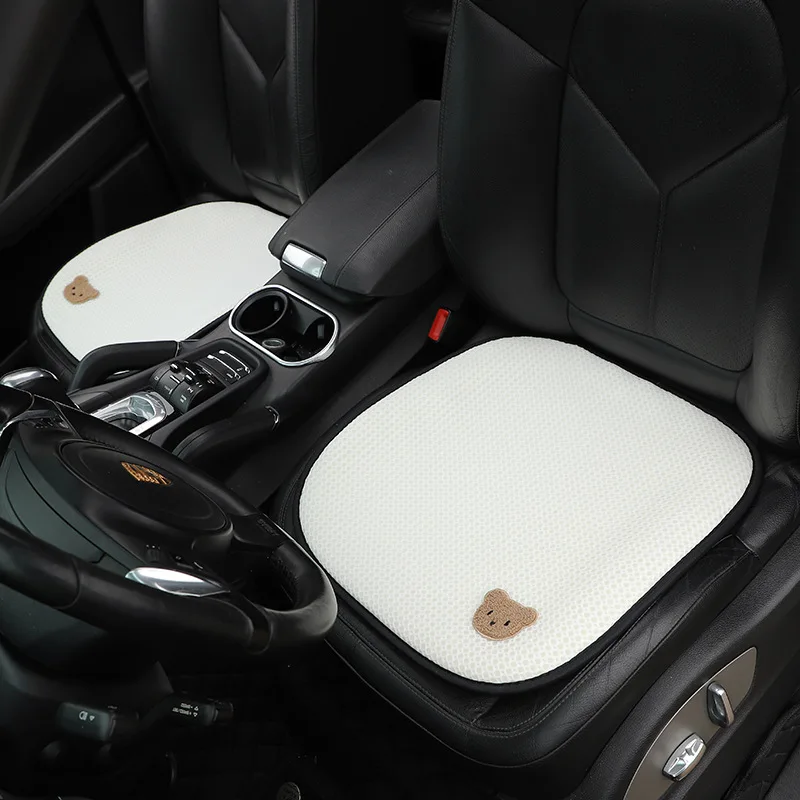 Zomer Auto Kussen Ijs Zijde Ademende Mesh Beer Auto Comfortabele Stoel Cool Pad Schattige Auto Interieur Benodigdheden