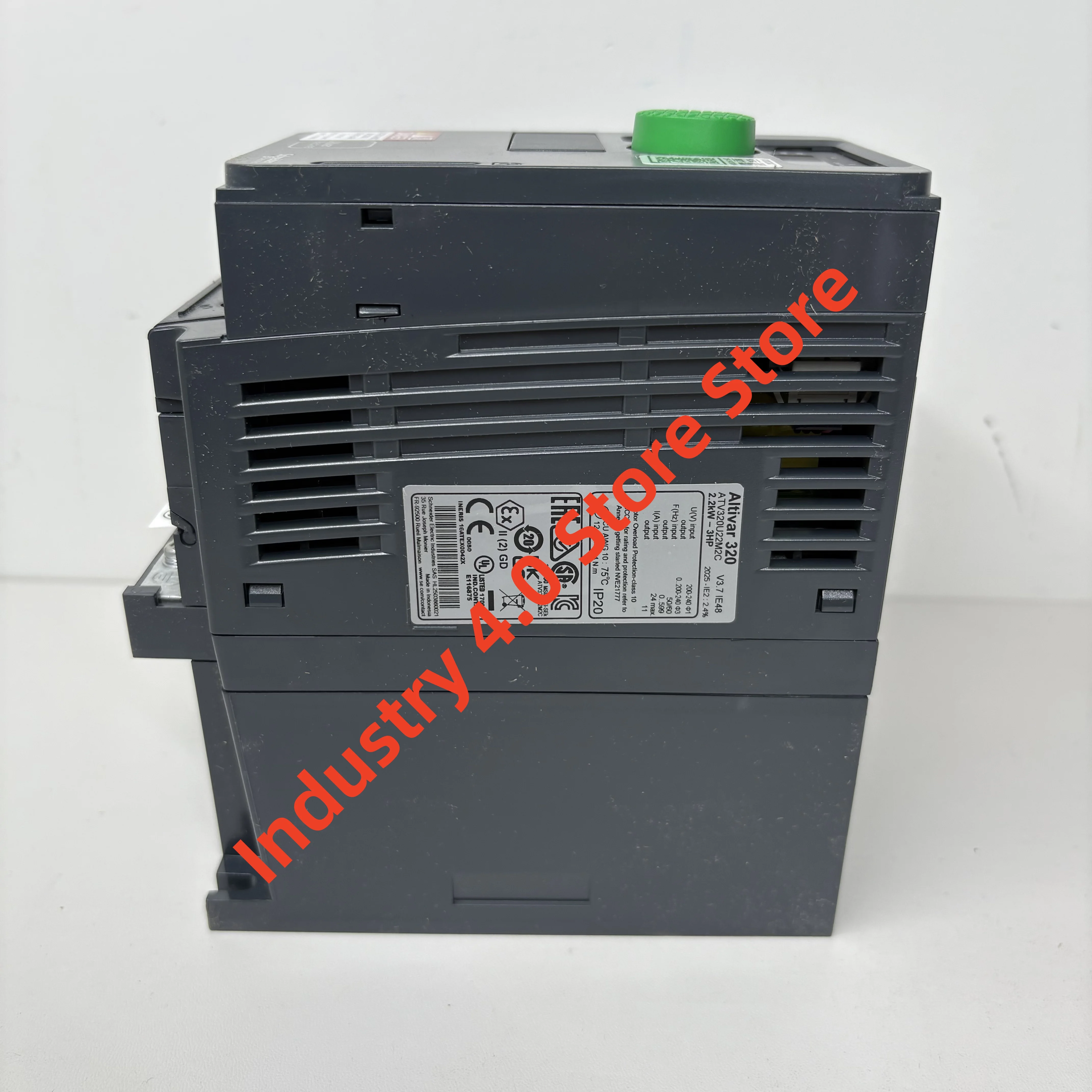 محول تردد ATV320U22M2C أصلي جديد