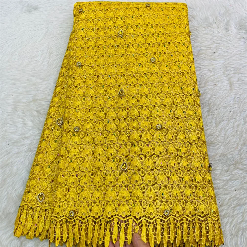 White Guipure Lace Heavy Embroidered Water Soluble Cord Fabric With Stones Guipure Lace Fabrics 2025 Dubai Wedding Dress Hm137-1