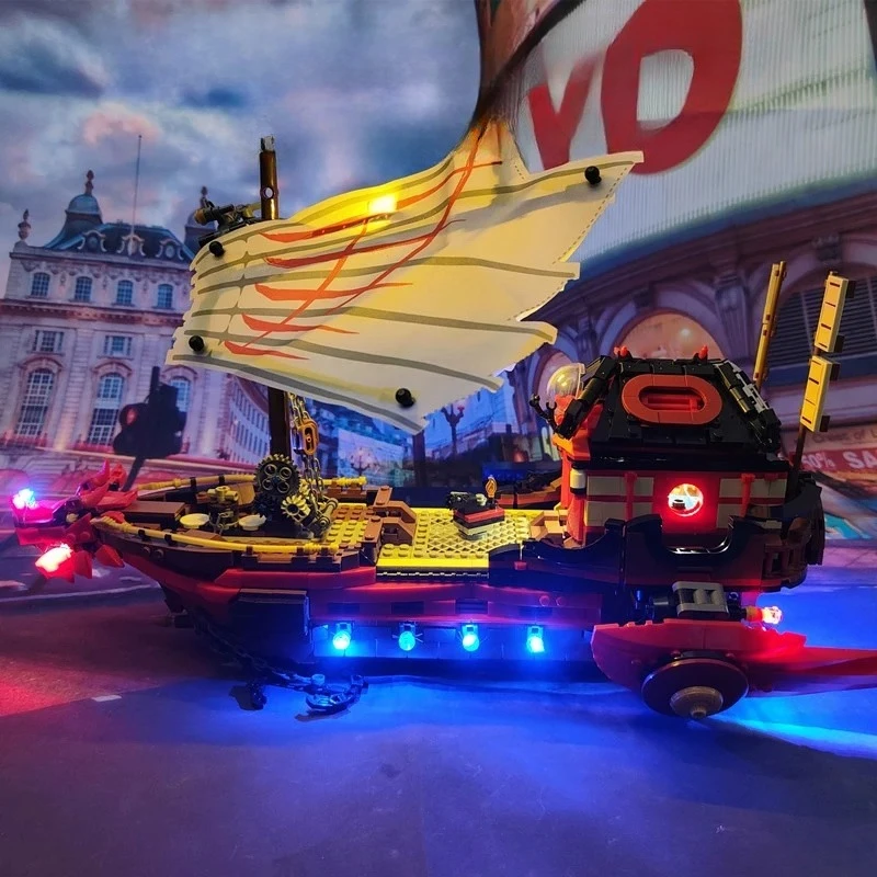 

Комплект светодиодных фонарей для LEGO NINJAGO Destiny's Bounty 70618 с идеями ламп, не включает строительный блок (только комплект светодиодных фонарей)