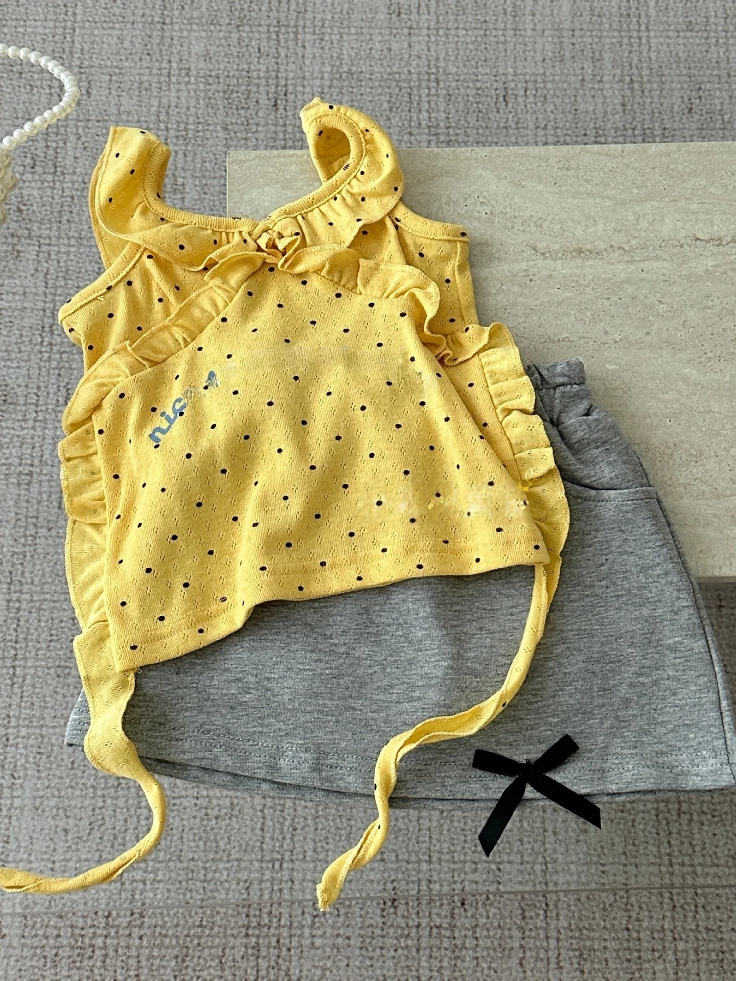 

Fashionable Polka Dot Halter Neck Top And Skirt Set for Girls Breathable Short Sleeve Two Piece Suit Summer Collection