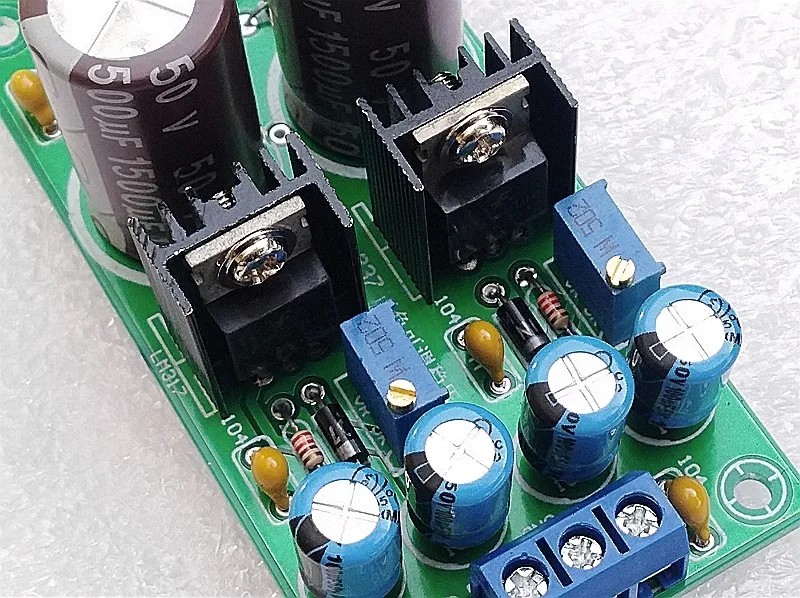 Audiophile LM317 LM337 scheda di alimentazione regolata regolabile DC positiva e negativa