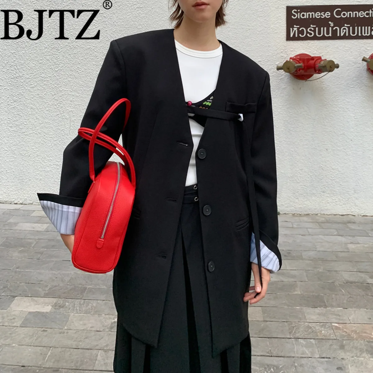 

BJTZ темперамент с каждым однотонным цветом, весна-осень 2023, новая свободная черная модная куртка без воротника с v-образным вырезом, популярное пальто