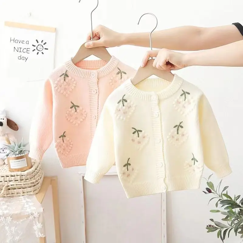 

Girls Autumn Sweater Cardigan New 2023 Korean Version Westernized Children's Sweater Small Children's Long-sleeved Jacket