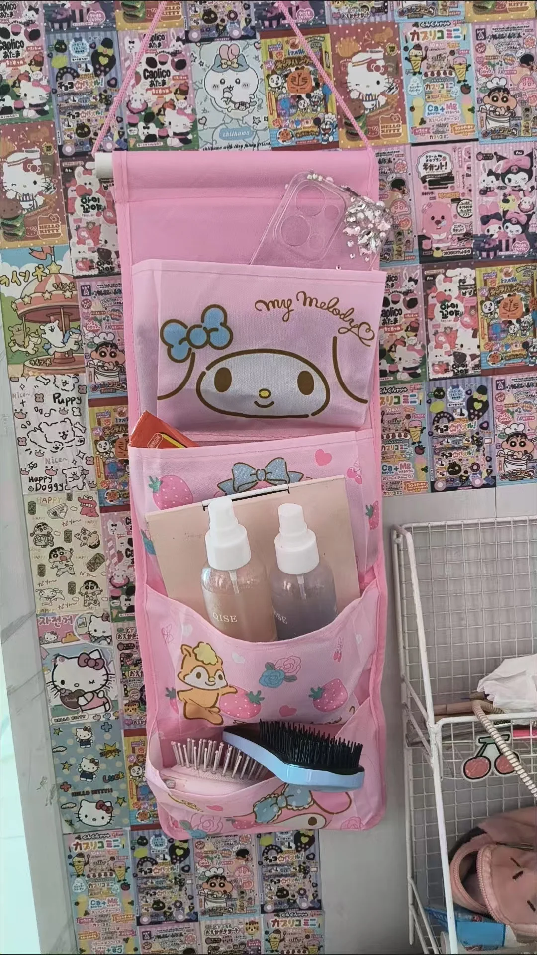 

Sanrio Cute cartoon storage hanging bag dormitory wall four-grid wall hanging storage bag sorting storage bag Hellokitty