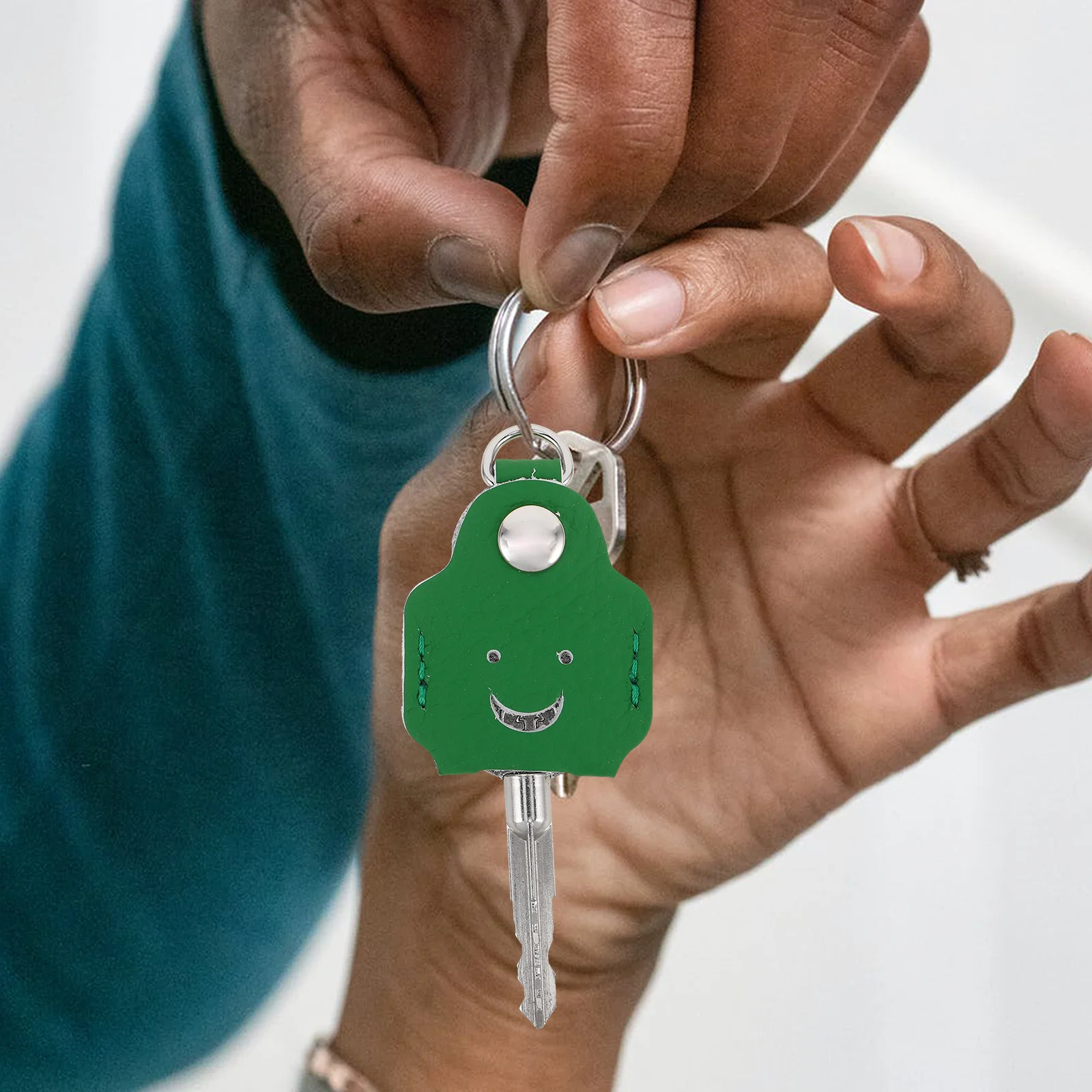 

2Pcs Key Protective Cover Meticulously Crafted for Daily Use Fits and Electric Vehicle Keys RAM Key Fob Cover