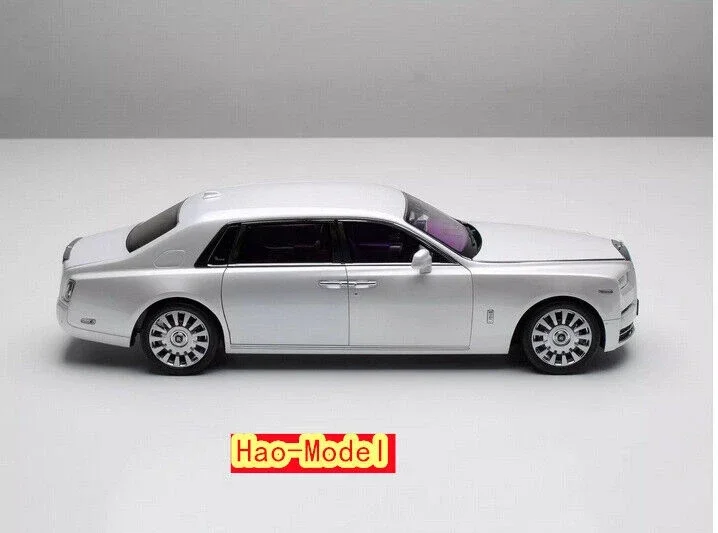 1/18 For Rolls-Royce Phantom Alloy Resin Model Car Diecast Toys Boys Birthday Gifts Hobby Display Collection Ornaments White