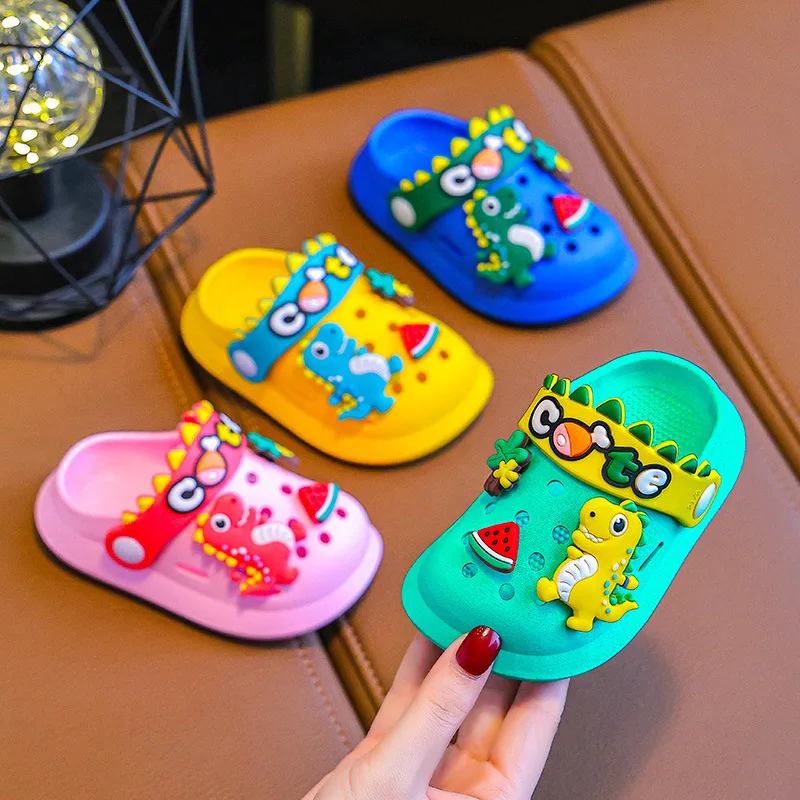

Новые мультяшные нескользящие сабо для малышей 2-6 лет, милые детские унисекс-тапочки для воды с открытым носком