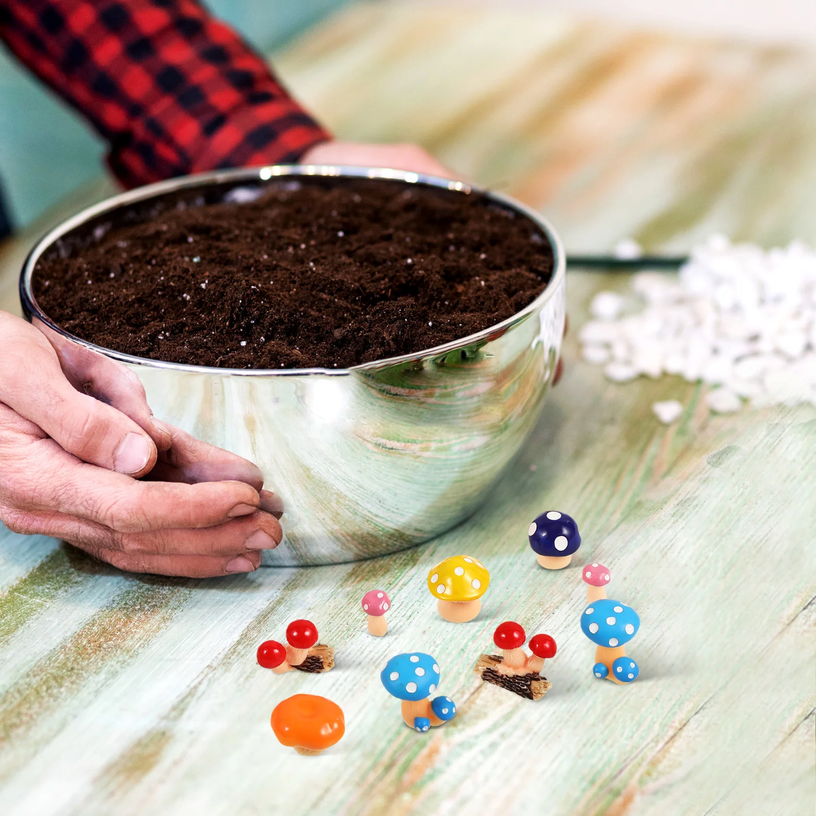 

24Pcs Small Resin Mushrooms Outdoor Decoration Cute Figurines for Terrariums and DIY Projects Mini Halloween Figurines