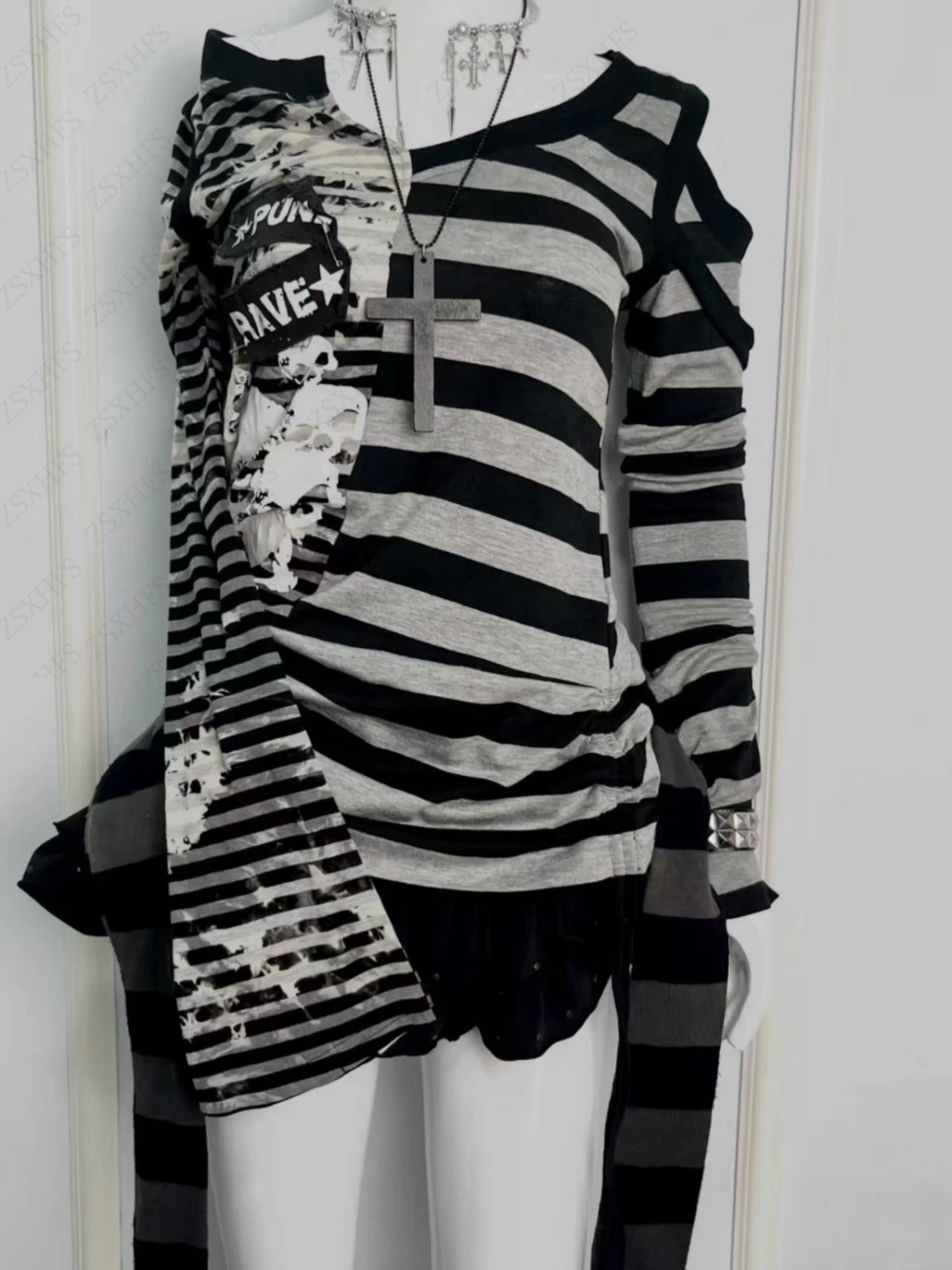 Image of Pullover Gothic T-Shirts Damenkleidung Hip-Hop Punk Streetwear Oberteile Sweatshirts Kpop Streifen Grunge Kpop Langarm-Oberteil Emo