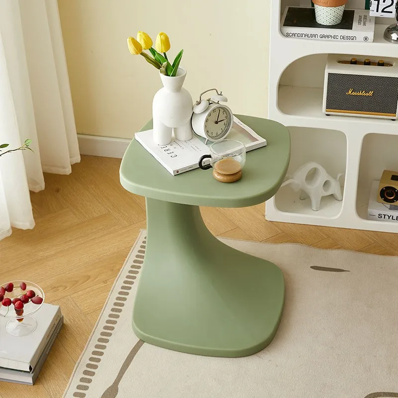 MOMO Light Luxury Household Bedroom Creative Bedside Table Mini Shaped Coffee Table Living Room Simple Sofa Corner Table