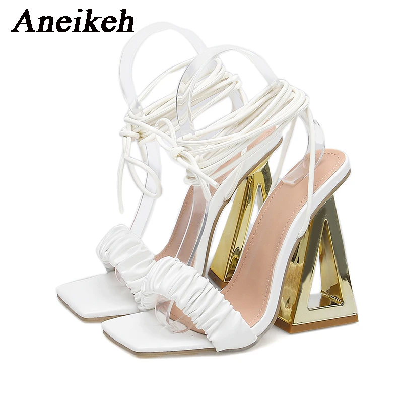 Aneikeh Fashion Strange Triangle sandali gladiatore con tacco alto 2024 scarpe da ballo da sposa con punta aperta estiva a pieghe da donna