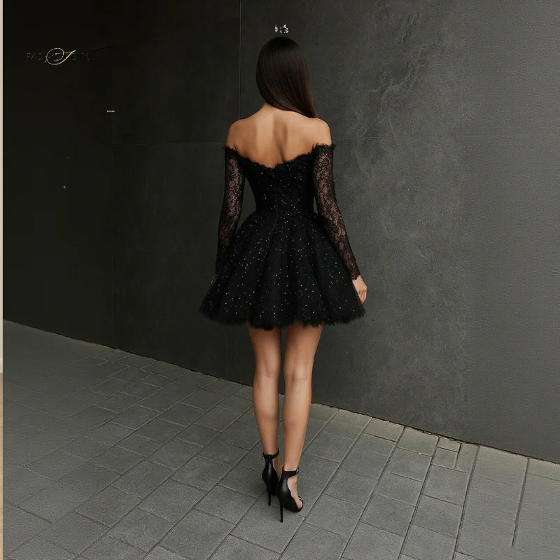 Elegant Women's Black Short Lace Dress Long-Sleeved Cocktail Dress Day And Night Party Dress Heart-Shaped Neckline Customized