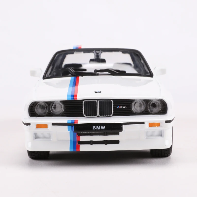 Bburago 1:24 1988 BMW 3 Series M3 Alloy Model Car