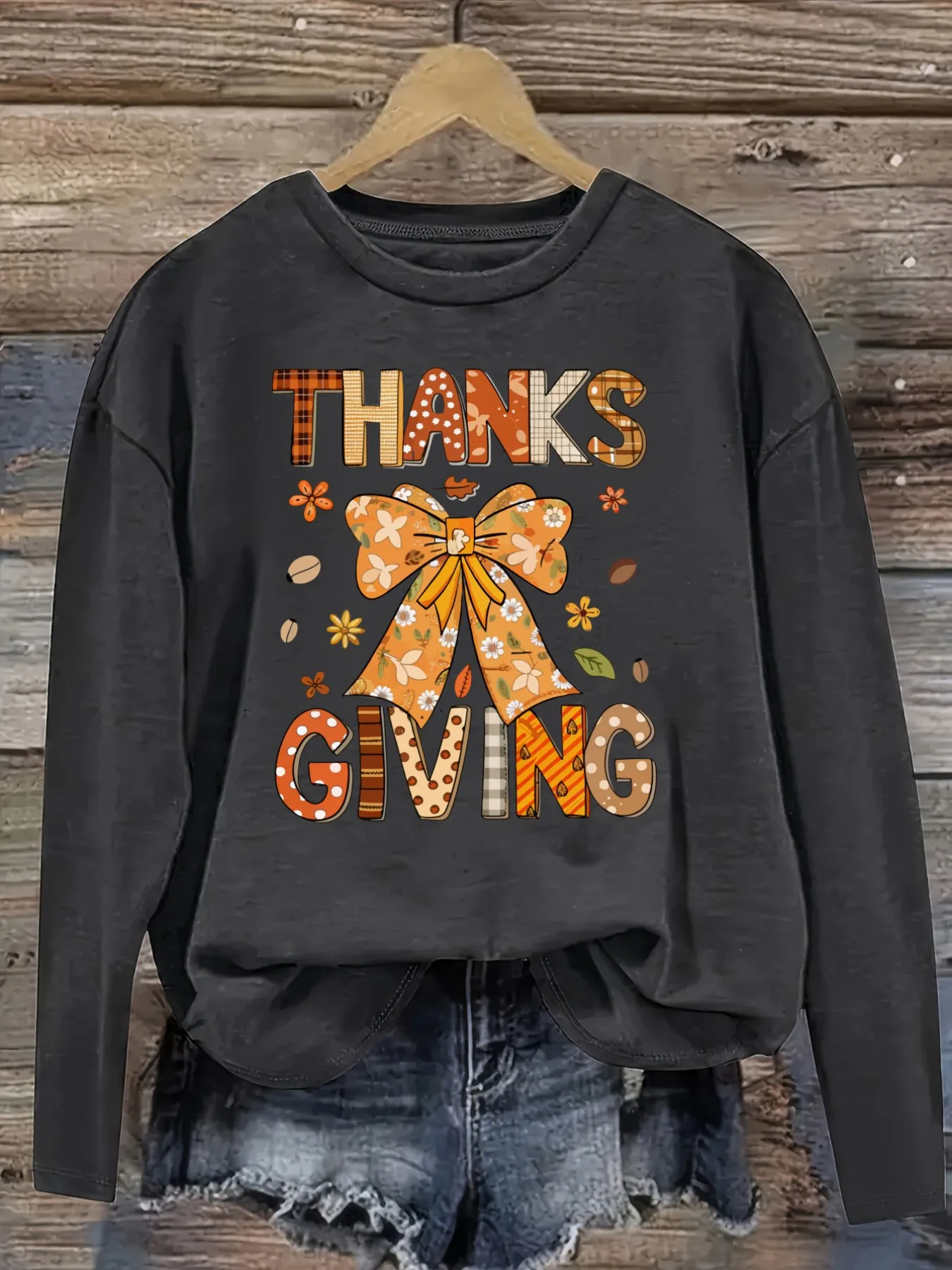 Women's Casual Long Sleeve Crew Neck T-Shirt Thanks Giving Autumn Bow Pattern Design, Round Neck Women's Clothing, Machine Washable, Slightly Elastic, Loose Fit, Spring Autumn Winter Women's T-Shirt, Halloween Costume Outfit