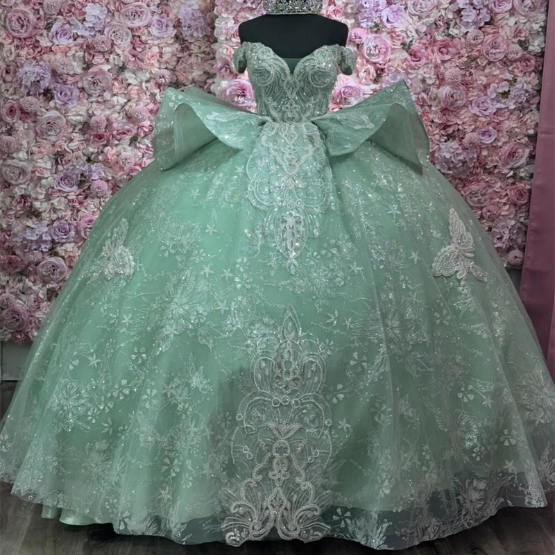 

Mint Green Shiny Quinceanera Dresses Ball Gown Off Shoulder Sequin Applique Lace Bow Beading Tull Birthday Party Sweet 16 Dress