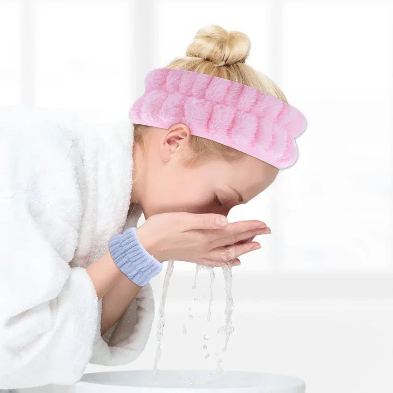 4Pcs Wristband for Washing Soft Flannel Wrist Strap Reusable Face Makeup Towel Wrist Velvet Towel Girls Elastic Face Wash