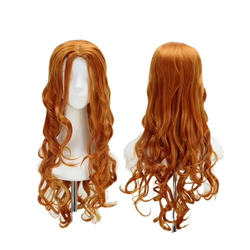 bleach（ブリーチ）の松本乱菊のコスプレ用ウィッグ。カールしたオレンジ色の髪。