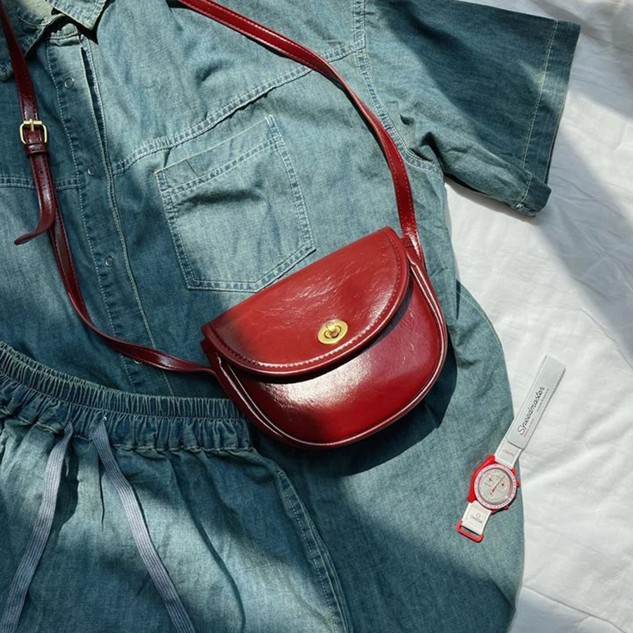 جديد ريترو أحمر داكن الوجه الأعلى حقيبة كروسبودي شبه دائرية رفرف حقيبة بولي Leather جلد صغير السرج حقيبة الهاتف محفظة نسائية للعملات المعدنية أحمر الشفاه حقيبة المرأة