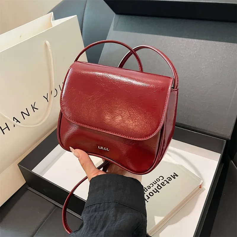 

Fashion and Versatile Leather Women's Crossbody Bag, Adjustable Shoulder Strap, Solid Color Single Shoulder Small Square Bags