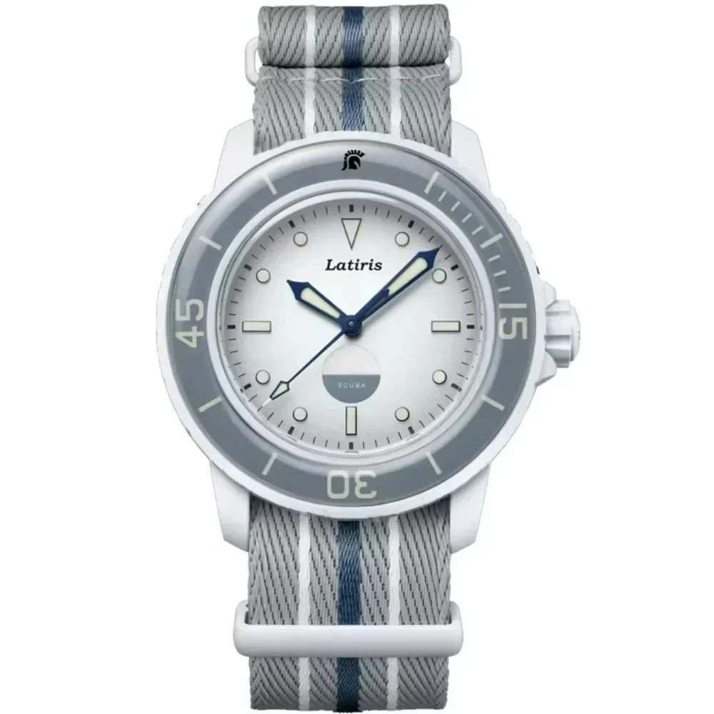 2025 El más nuevo reloj de diseño famoso Relojes de marca de lujo para hombre Caja de plástico de lujo Reloj cronógrafo Explore Planet AAA + Relojes