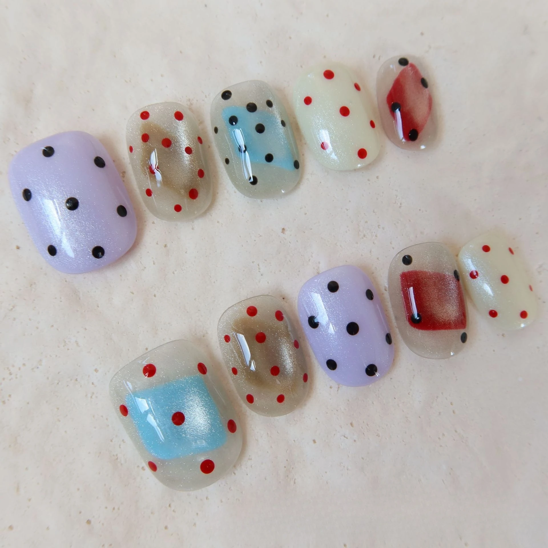 10개 귀여운 컬러풀 물방울 무늬 짧은 스퀘어 라운드 핸드메이드 프레스온 네일 심플 캣아이 가짜 손톱 한국 소녀 달콤한 인스 네일