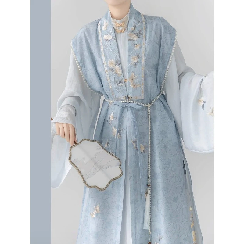 

Ming-made Chinese style stand-up neck shirt, long than armor, horse skirt, daily suit.