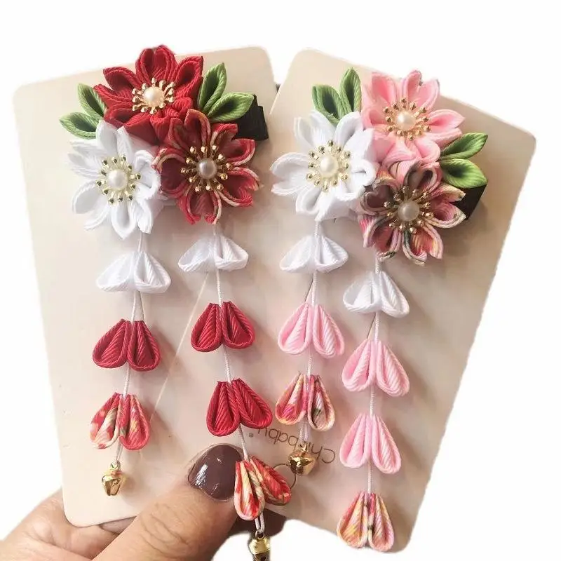Handgefertigte Blumen-Haarspange im Antiken Stil aus Stoffmaterial Japanischer Kimono-Kopfschmuck mit Blumendesign und Süßer Quaste – Detail 1