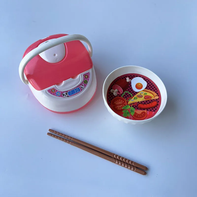 Zabawka dla dzieci do zabawy w dom, symulacja mini kuchni, ryżowar, pałeczki, naczynia, interakcja rodzic-dziecko, zabawka do gotowania, prezent dla dziewczynki.