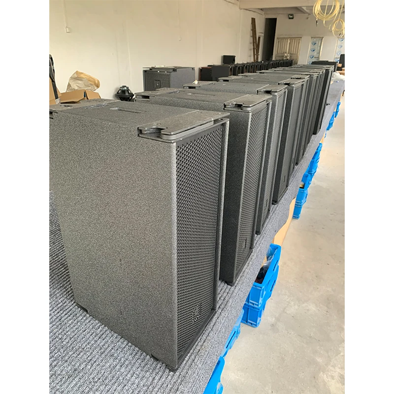 Picture 4: Full Range Dual 8 Inch Line Array Speaker System Three Way Line Array Speakers PA System Outdoor Concert Sound System