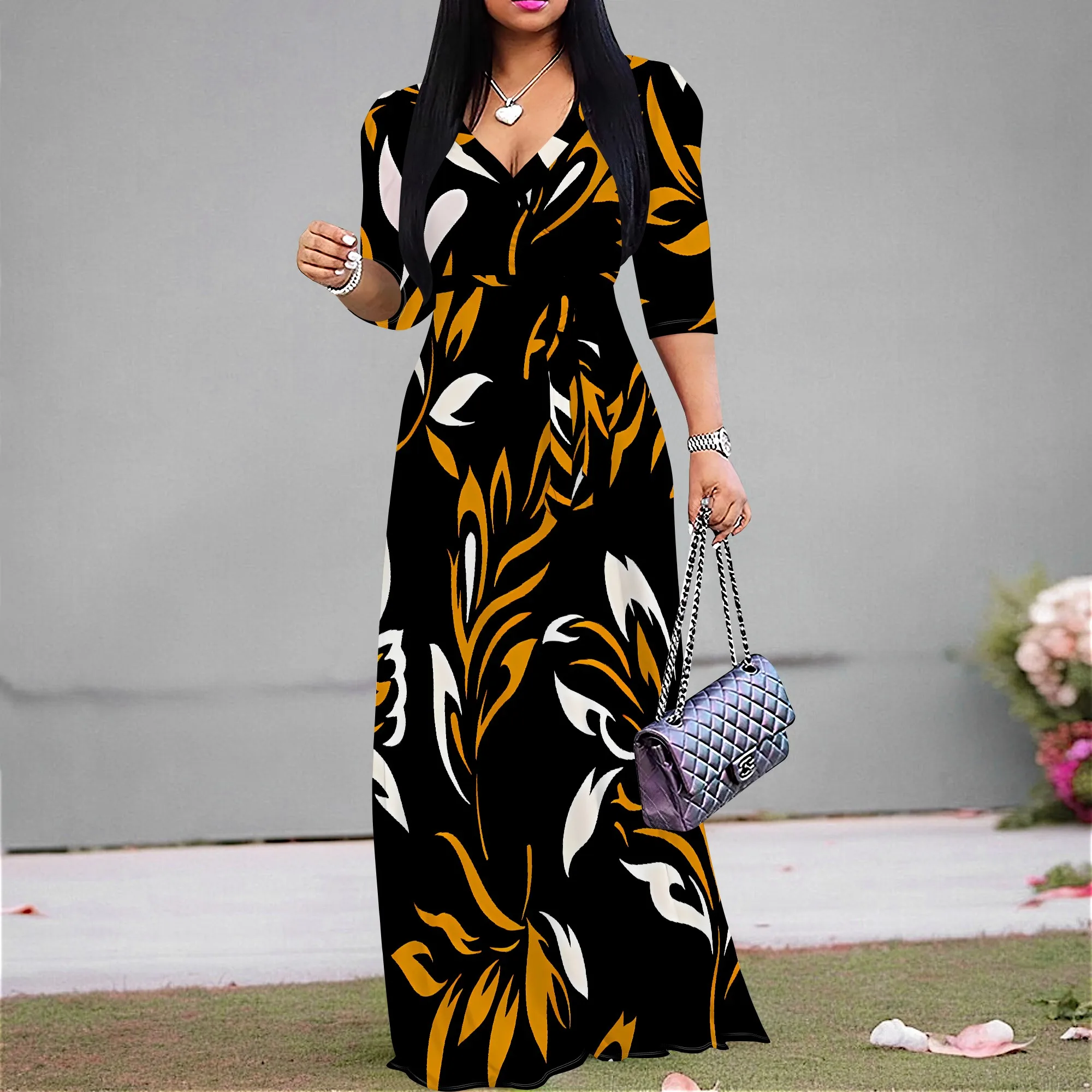

Plus Size Black Leaf Print Maxi Dress V Neck Elegant Fall Look for Dinner or Wedding Guest