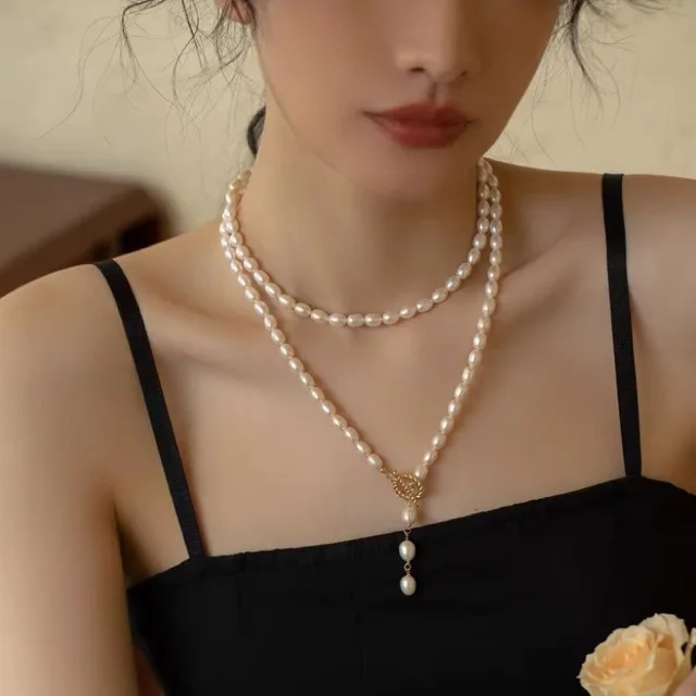 

Natural Freshwater Pearls Long Necklace Double Lock Bone Chain Sweater Chain