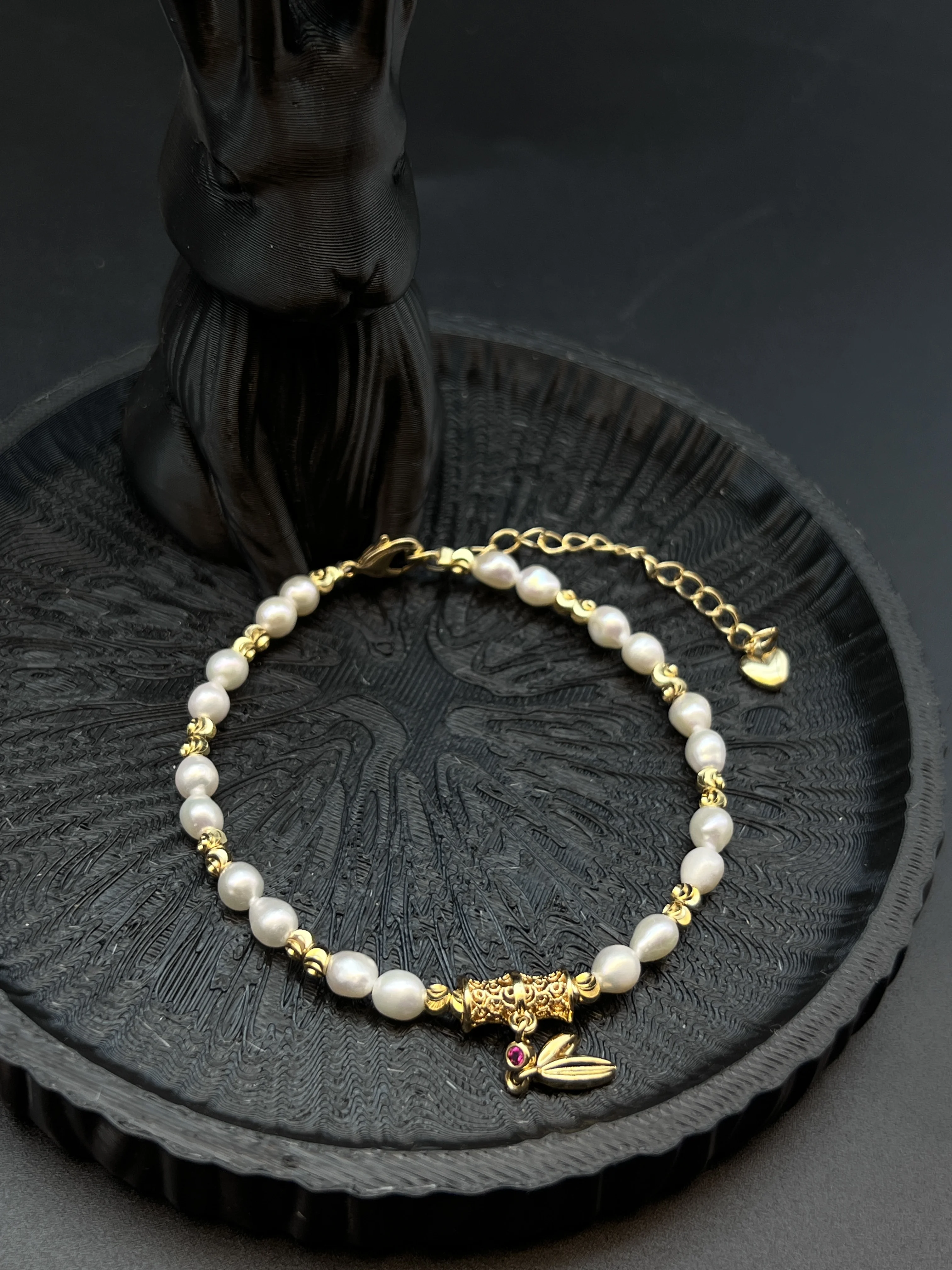 bracciale-con-perle-naturali-d'acqua-dolce-e-ciondolo-a-coda-di-pesce-catena-regolabile-in-lega-di-rame-placcata-oro-gioielli-di-moda-da-donna