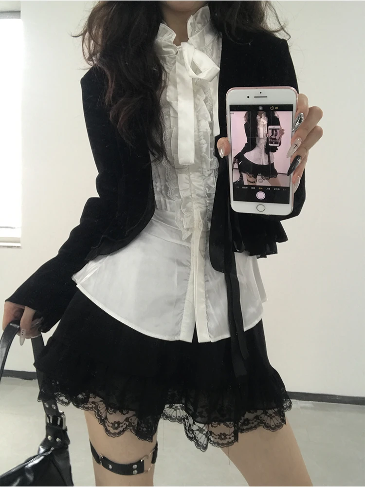 Wit Zwaar Borduren Kant Splitsen Vrouwen Irt Rok Set Herfst 2025, Nieuwe Sle Court Sle Afslanken Tee-stuk Pak