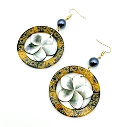 Hawai Tripical Natural Black Mother of Pearl Shell Plumeria Dangling Earrings Samoan Flower Jewelry For Women and Girls