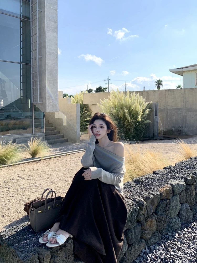 

Свободный женский вязаный шерстяной свитер с открытыми плечами, повседневный, комфортный, мягкий, осенне-зимний топ, стильный и элегантный