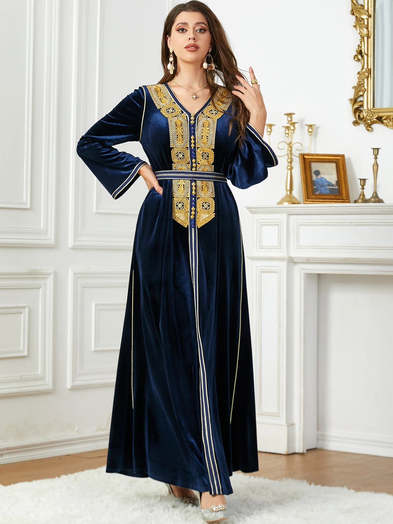 

Velour Winter Abaya Gold Appliques Moroccan Caftan Casual Dubai Belted Arabic Dress Islamic Clothing Muslim Women Ramadan Eid