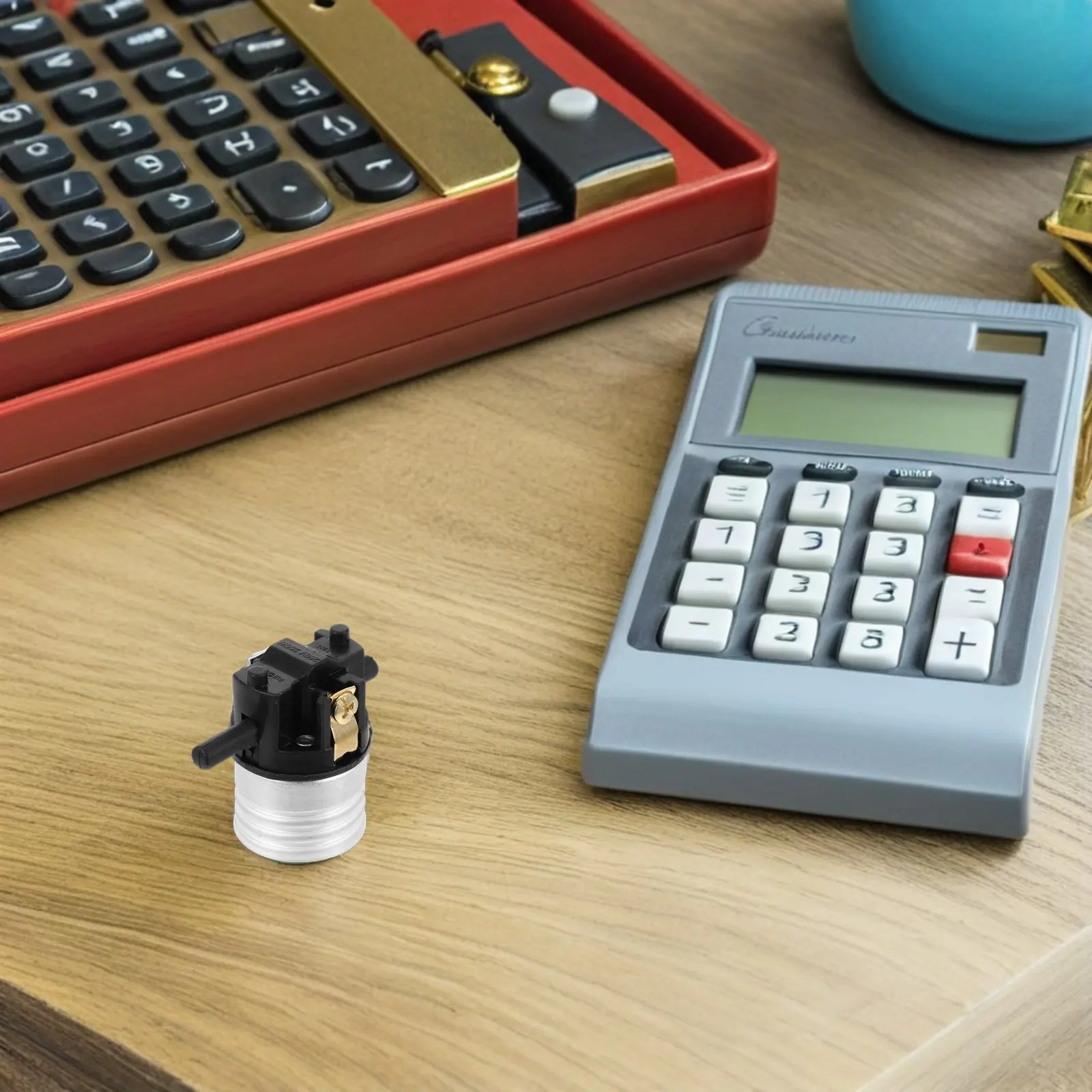 

Набор из 6 патронов E26 с выключателем: легкая установка, замена патрона для лампы, выключатель Вкл/Выкл, держатель для потолочного светильника для дома и офиса