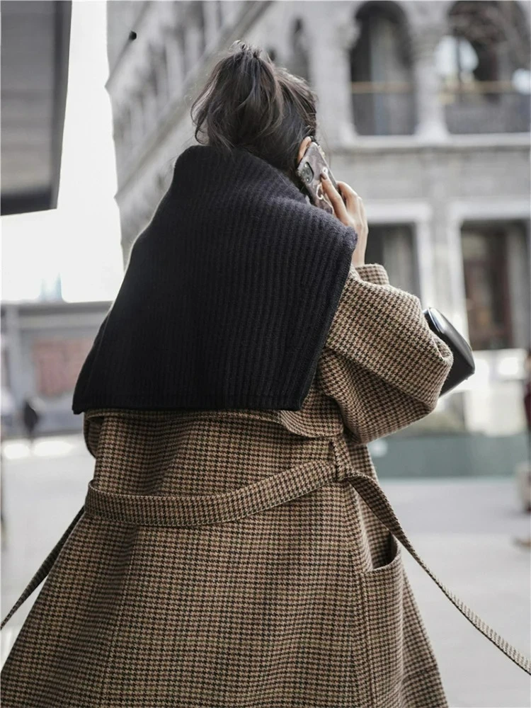 Fashion Autumn Winter Long Loose Stylish Warm Plaid Wool Blends Coat Women Sashes Luxury Designer Runway European Winter Coat