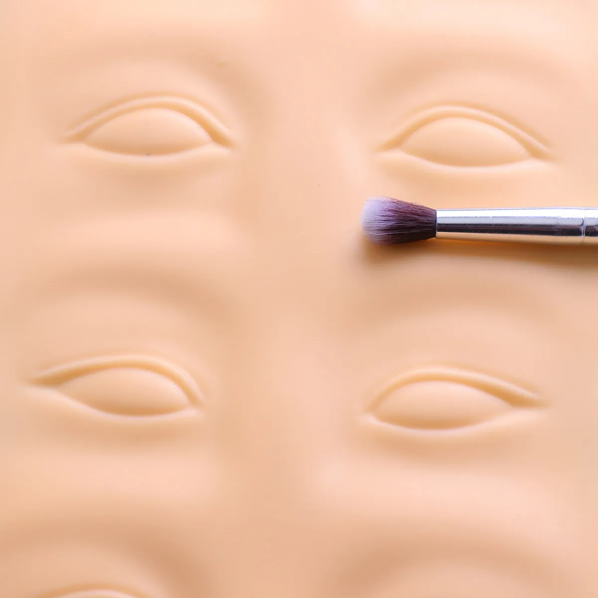 

1Pcs Silicone Practice Skin Skin-Like Texture Soft Simulation Embroidered Makeup Practice Blank Sheet Size 2 Professional Salon