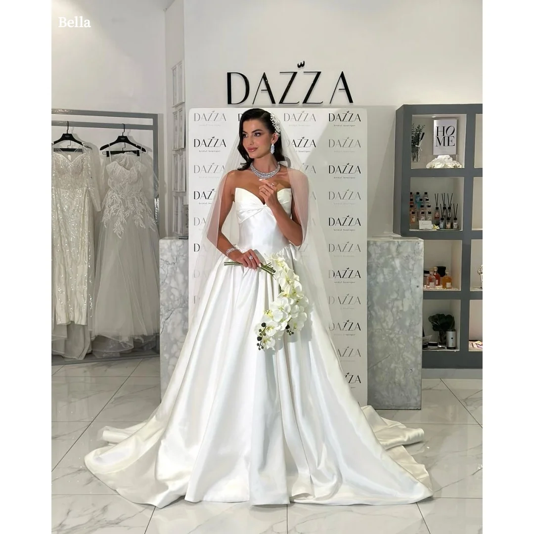

Bella Customized White Strapless Backless Veil robes de soirée Party Dresses A-line Satin Sleeveless Floor-Length Prom Dress